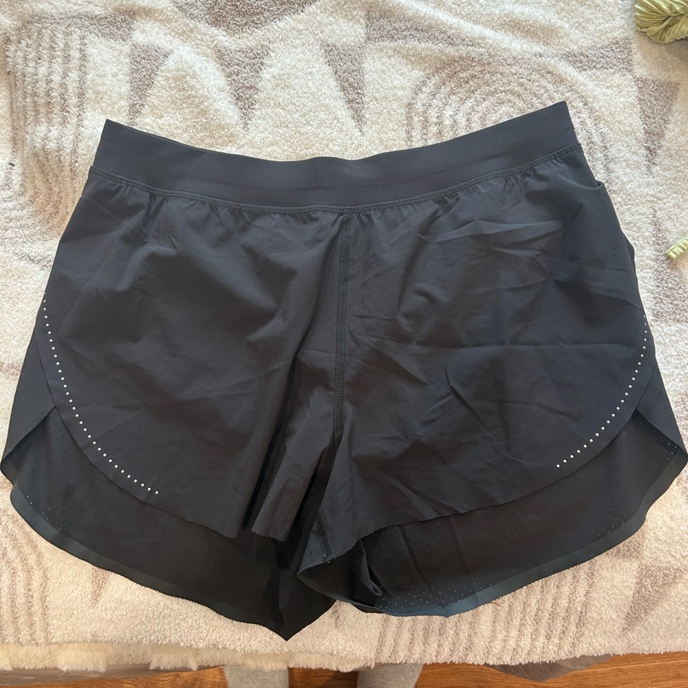 Black lululemon shorts
